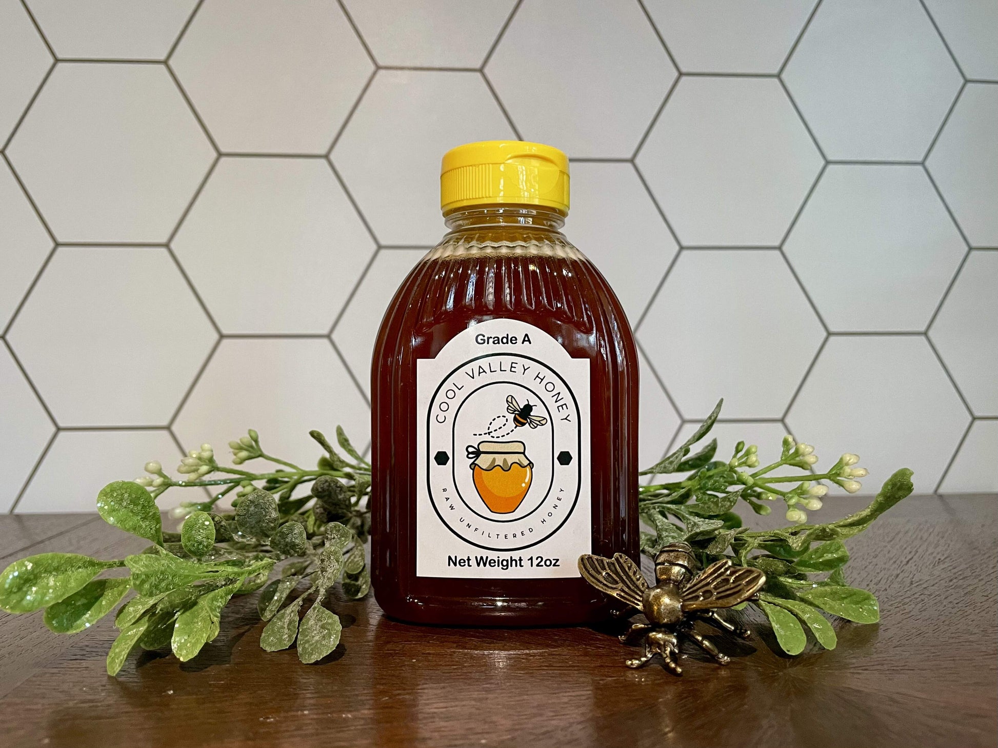 12oz Bottle of Raw Honey - Demeter Earth