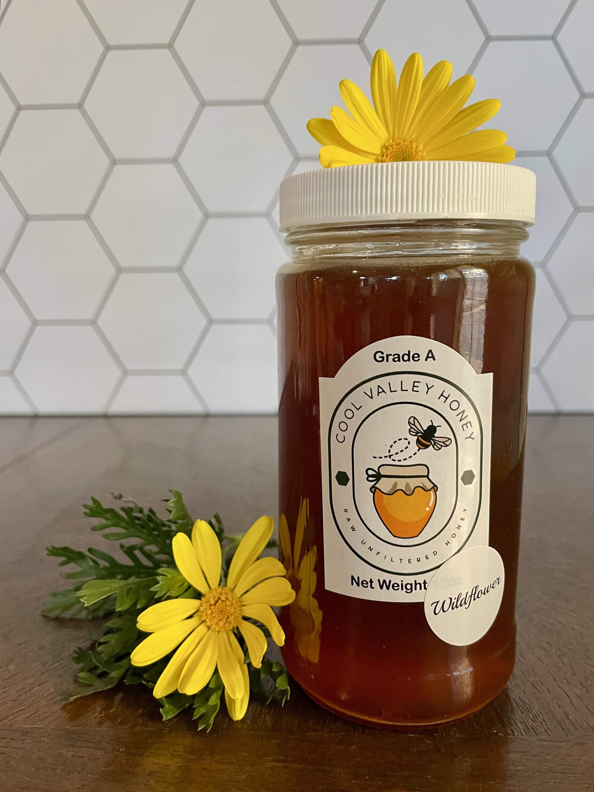 12oz Bottle of Raw Honey - Demeter Earth